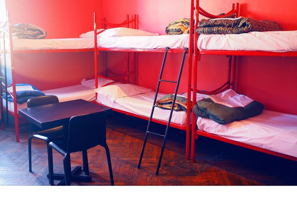 M&J Place Hostel Roma Cameră foto