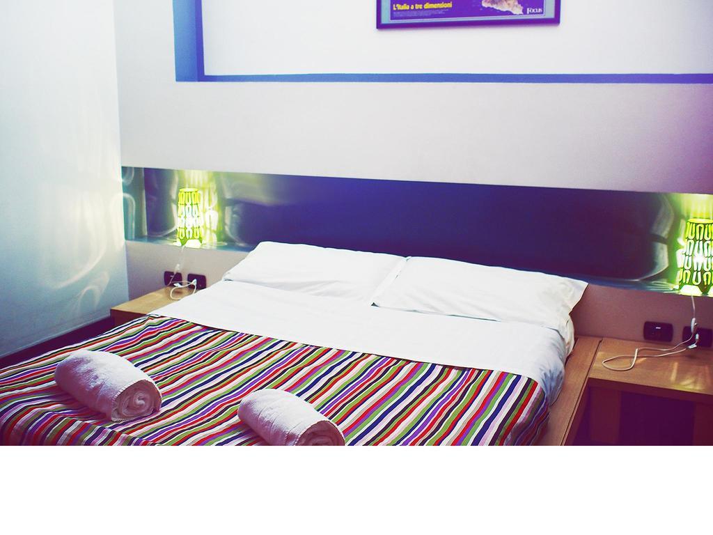 M&J Place Hostel Roma Cameră foto
