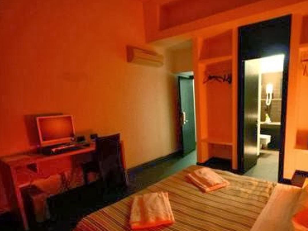 M&J Place Hostel Roma Exterior foto