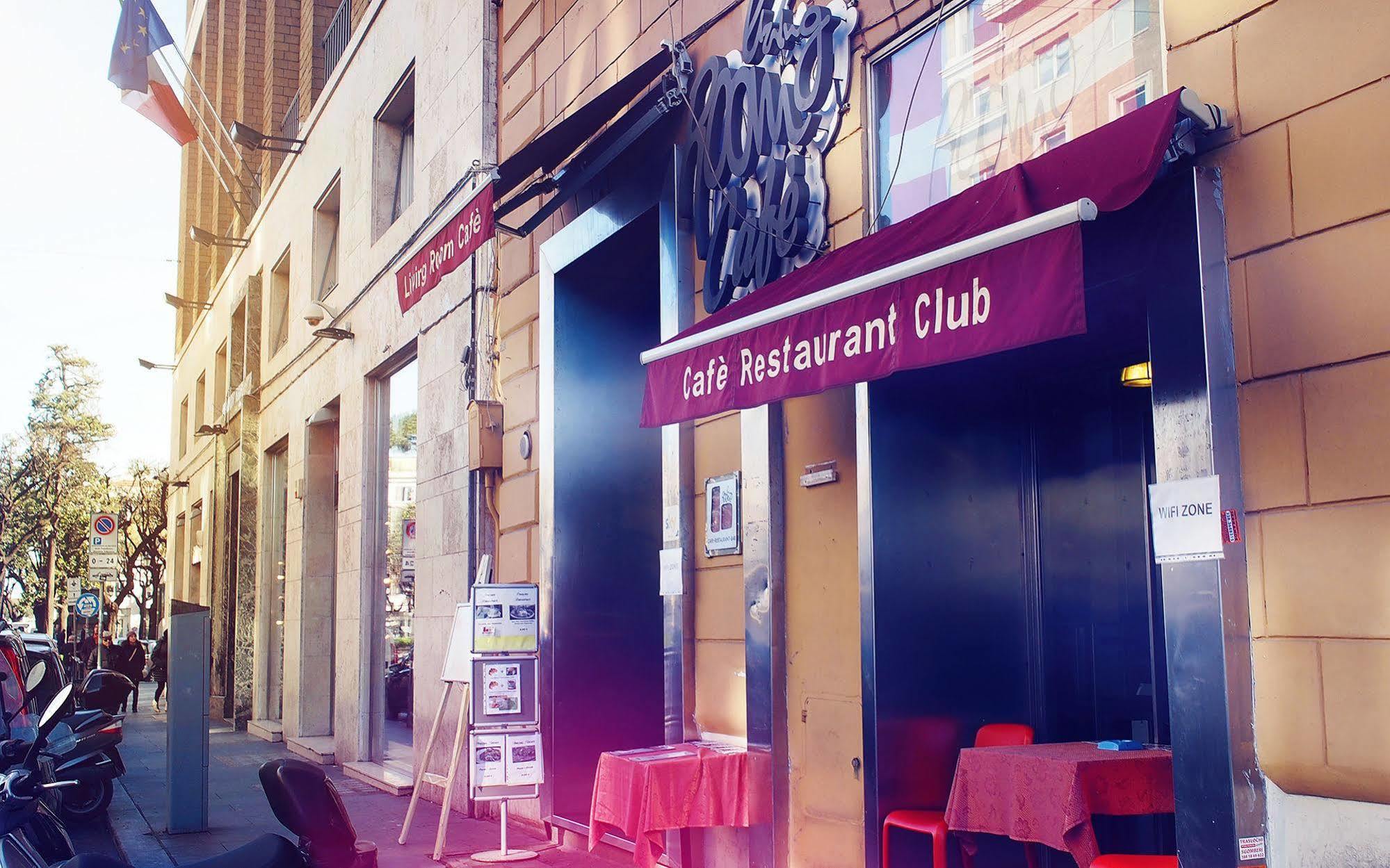 M&J Place Hostel Roma Exterior foto